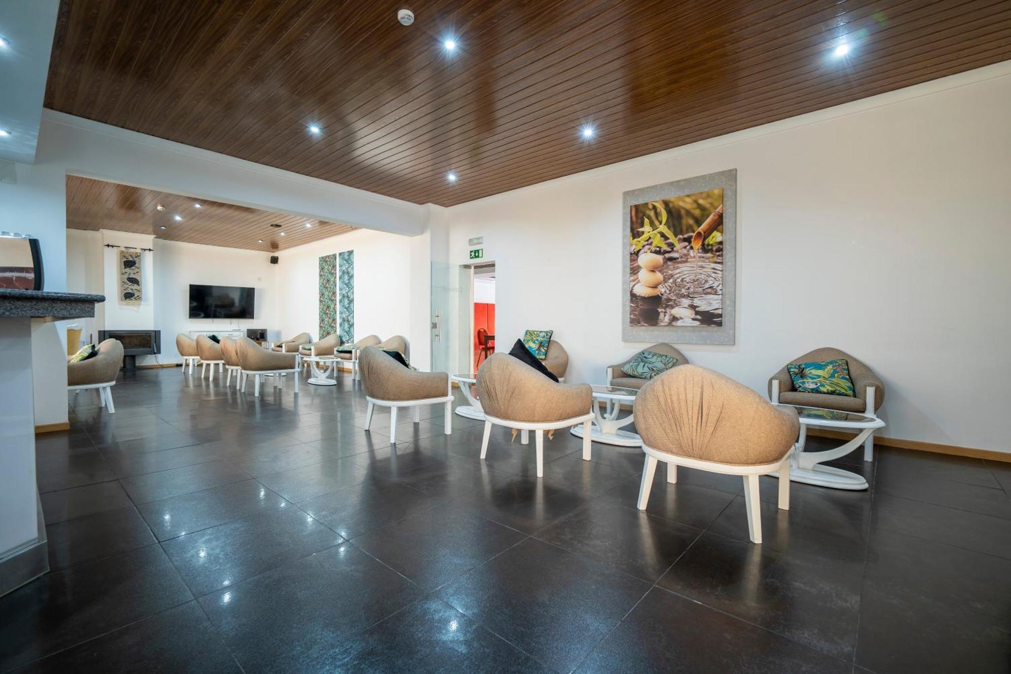 Hotel Onix Viseu Exterior photo