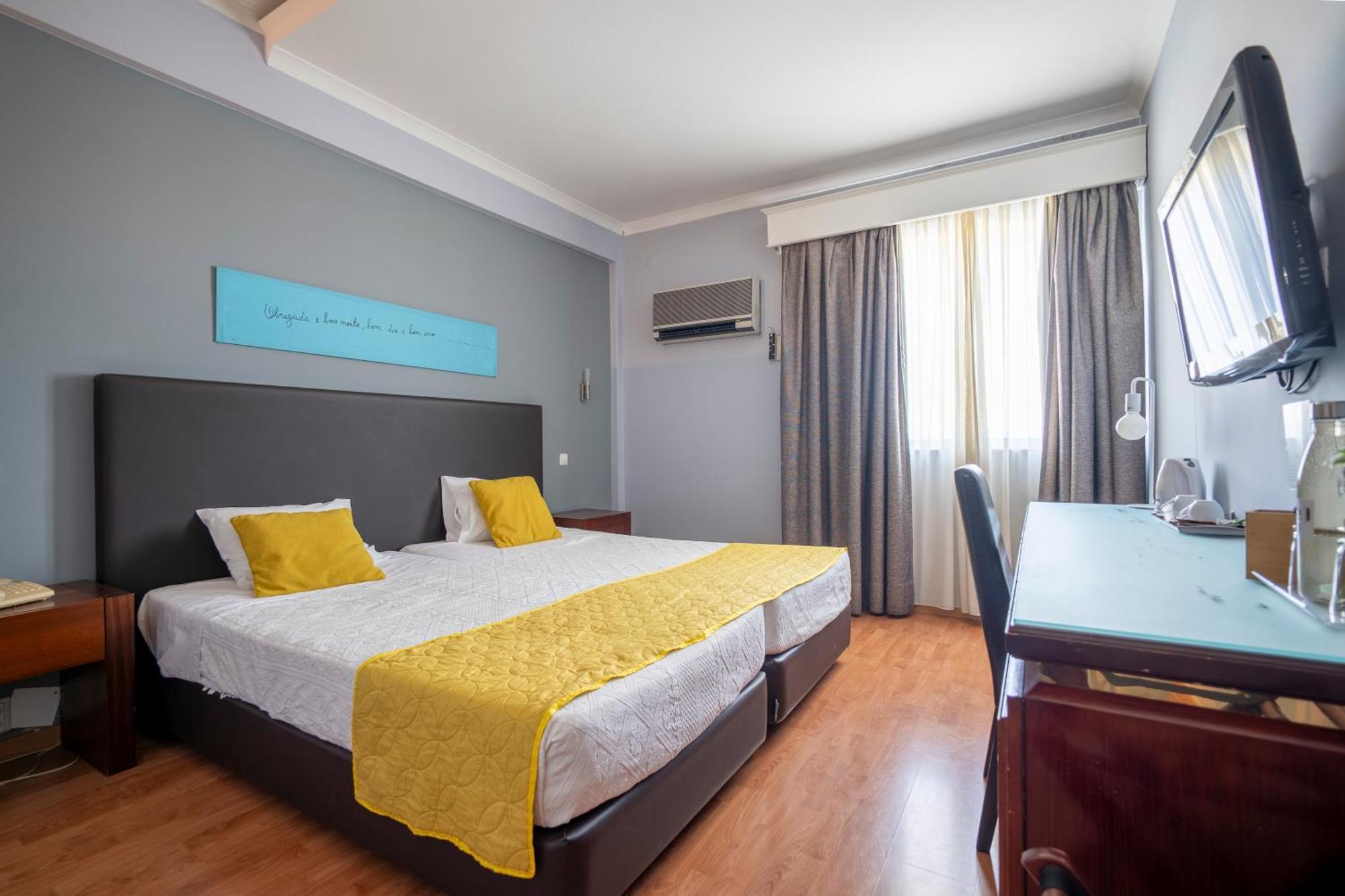 Hotel Onix Viseu Exterior photo
