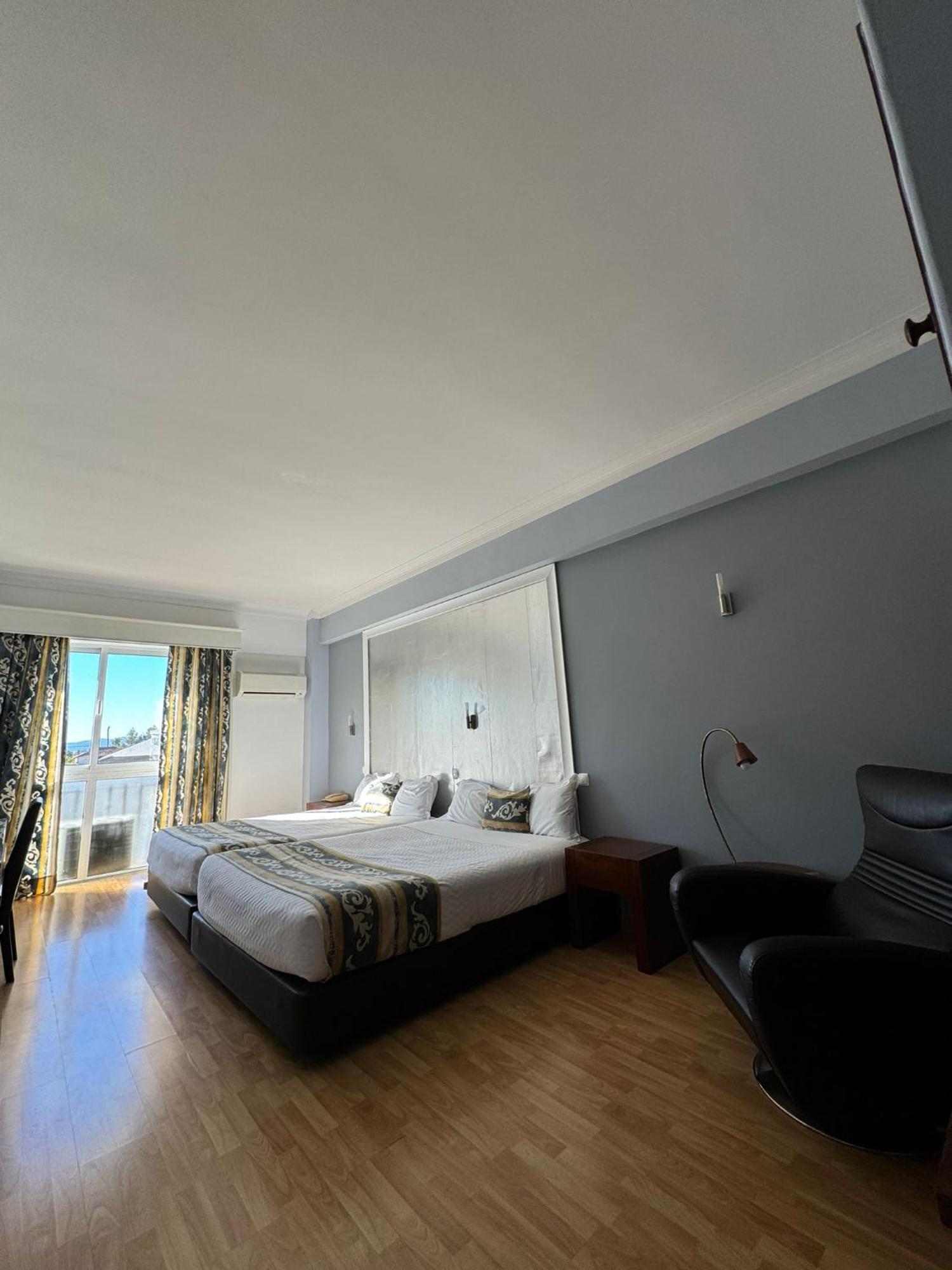Hotel Onix Viseu Exterior photo